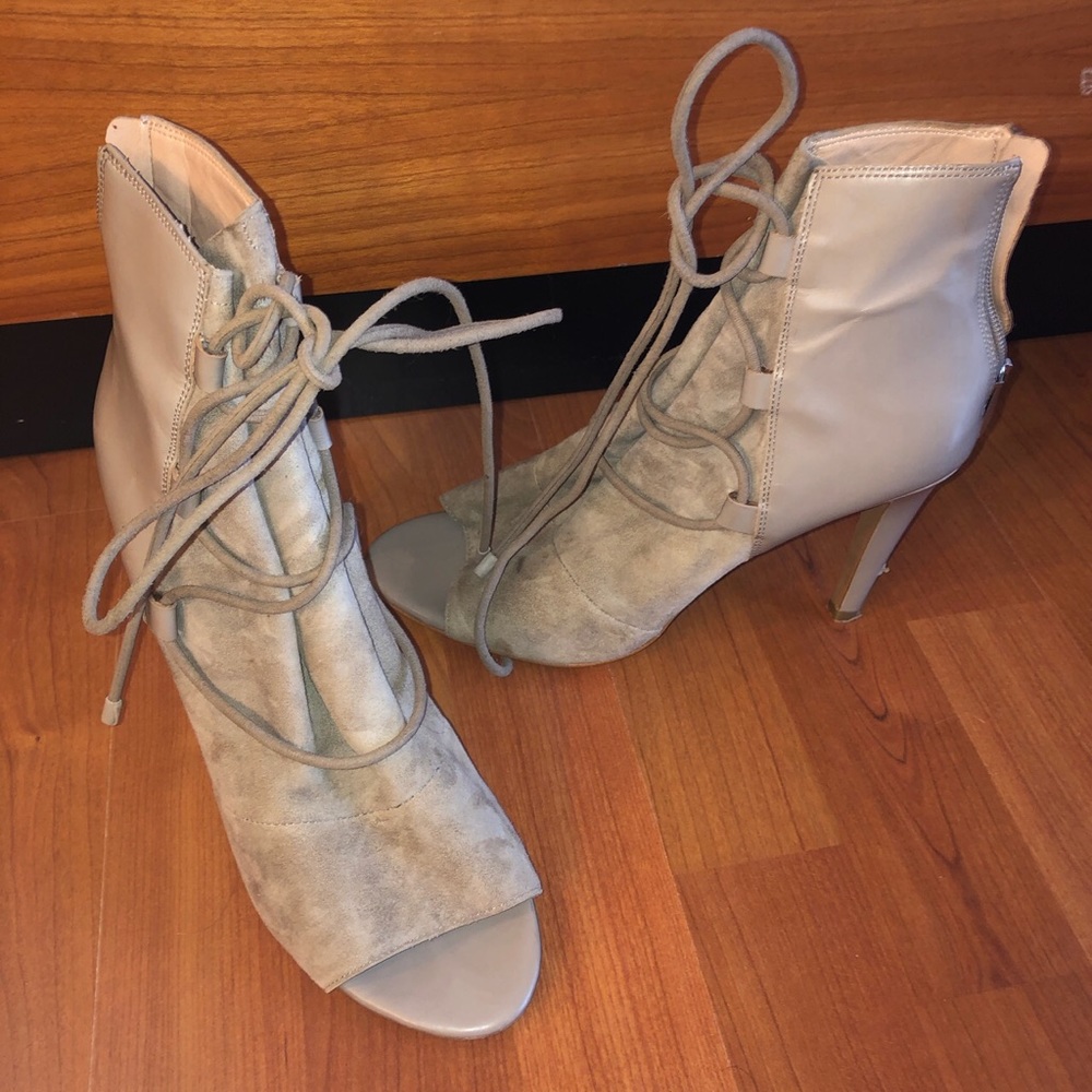 ❤️ nude suede leather strappy boots ❤️